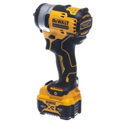 Аккумуляторный гайковерт DeWalt DCF903P1G ударный